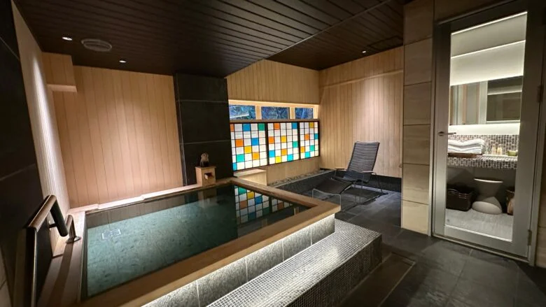 【貸切温泉】インドアスパ「湯楽-YURAKU-」◆本館内の室内大浴場