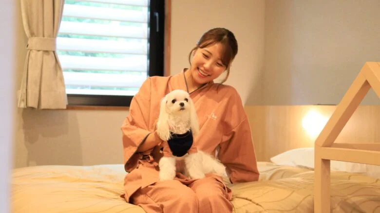 【和室ツインベッド】愛犬にも目が行き届きやすく安心してお過ごしいただけます。（一例）